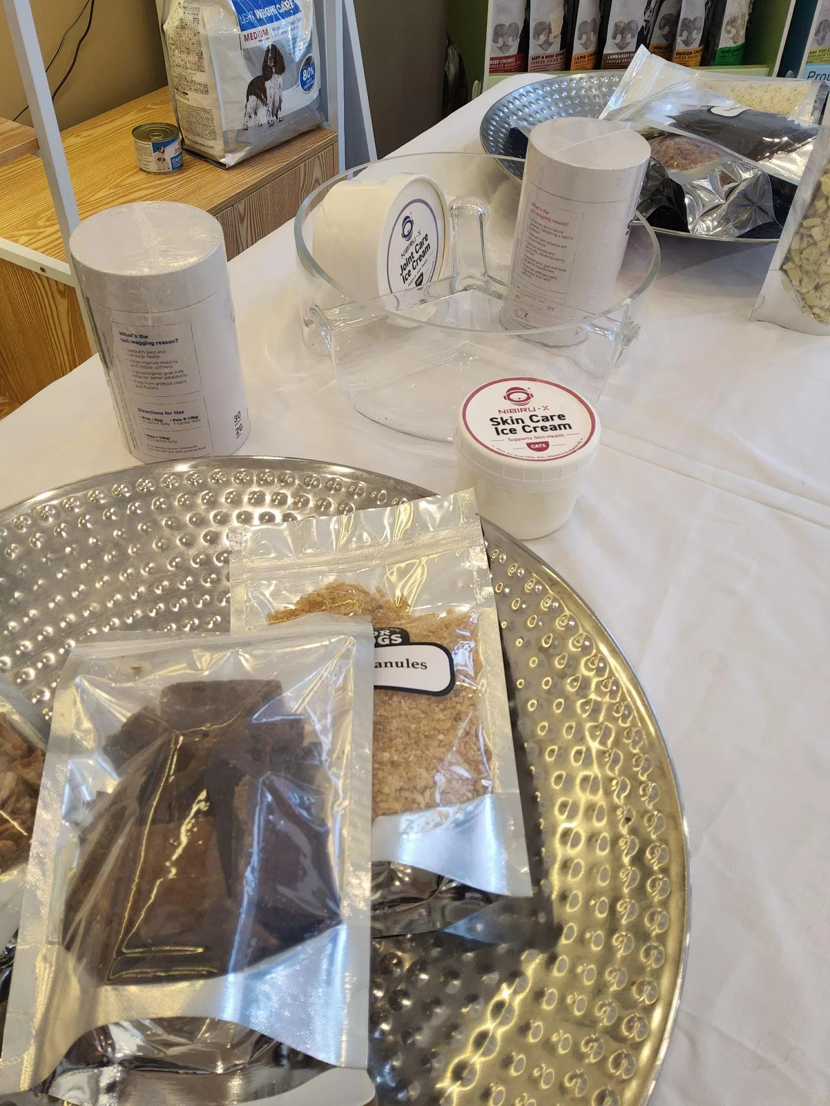 NIBIRU X PET pet ice cream and treats at the tasting event